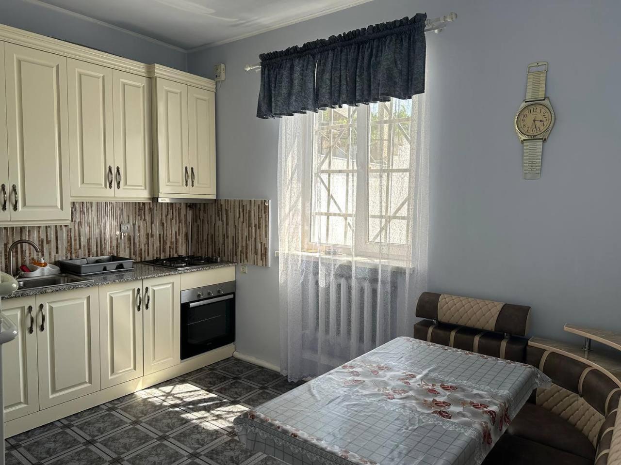 Your Getaway Home Єреван Екстер'єр фото